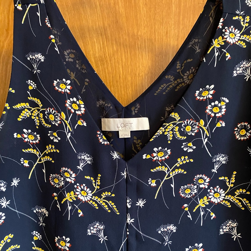 Blue floral top